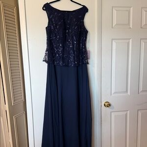 Elegant Navy Blue Maxi Dress